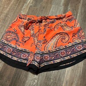 Takara Cute shorts, tie in front, lined.bohemian L